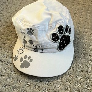 Paw print cap